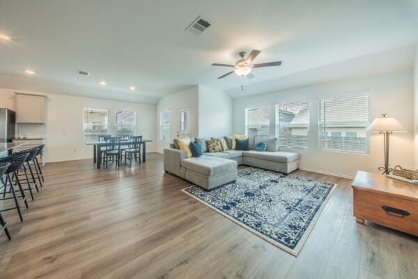 1704 Cobblecrest Ln, Leander