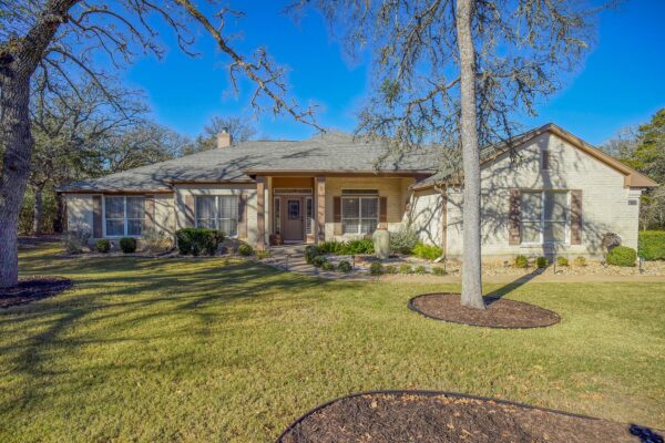 142 Joshua Smith Ln, Bastrop