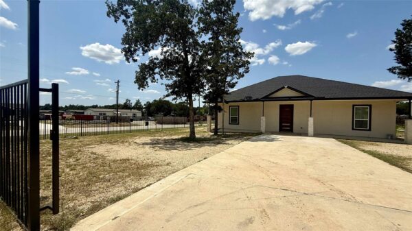 146 Buena Fortuna Rd, Elgin