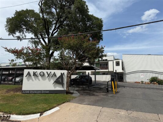 2200 Dickson Dr #127, Austin