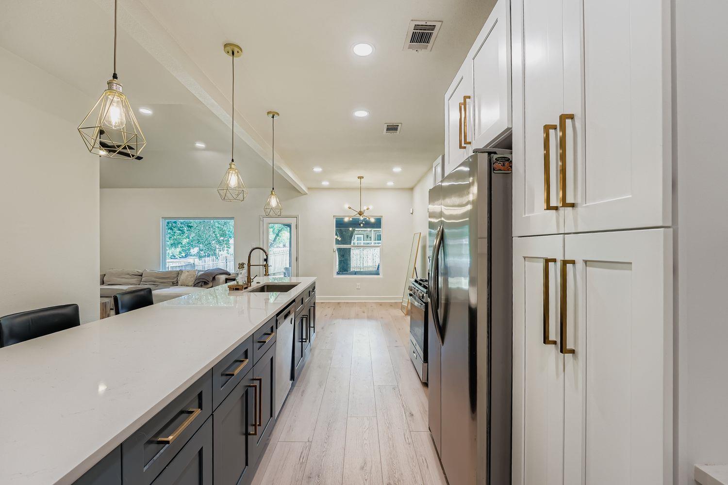 2019 Elder Way, Round Rock