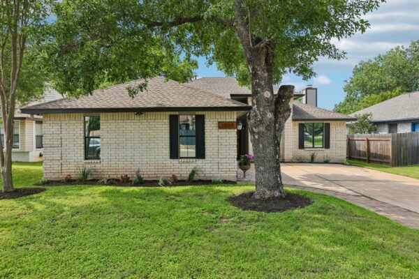 2000 Zephyr Ln, Round Rock