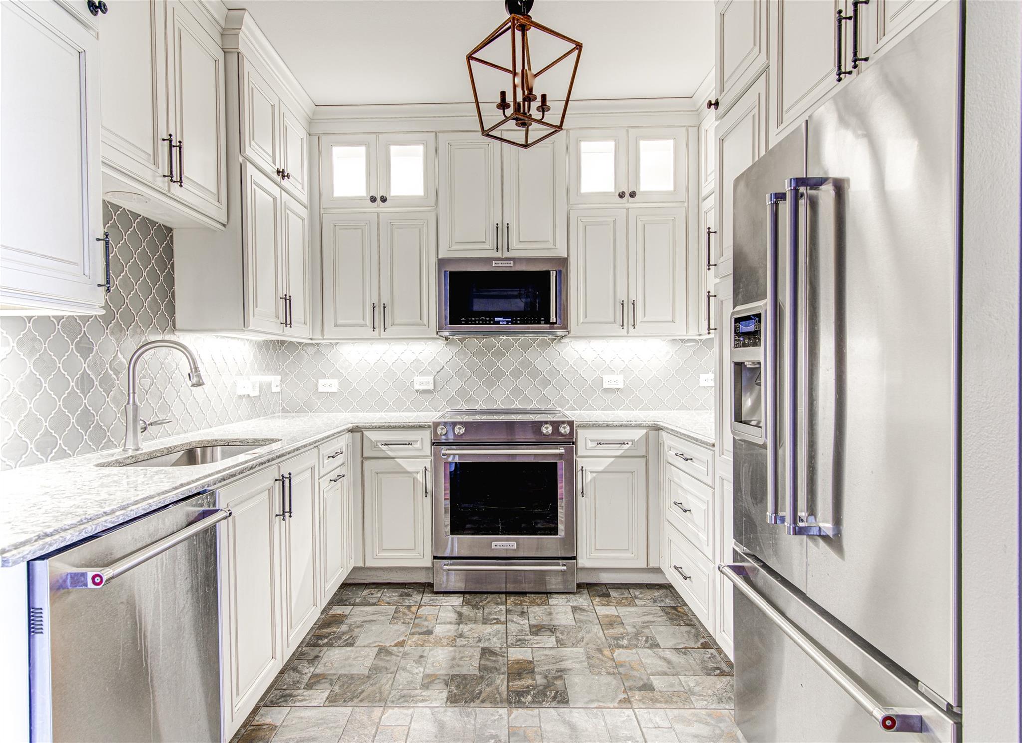 54 Rainey St #706, Austin, TX 78701
