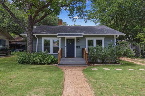 114 E 10th Ave, Belton