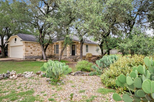 5 Dogwood Dr, Wimberley
