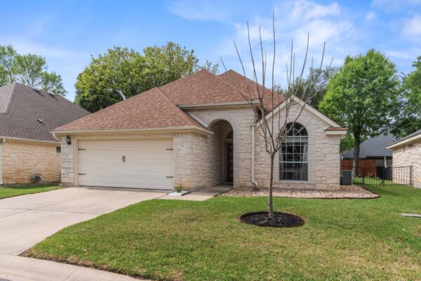 124 Village Dr, Georgetown
