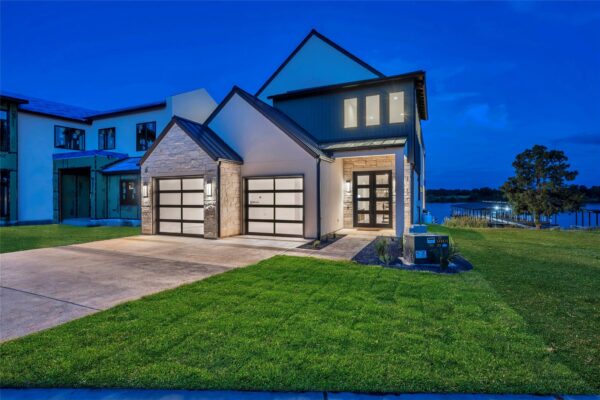 144 Riverfront Ln, Kingsland