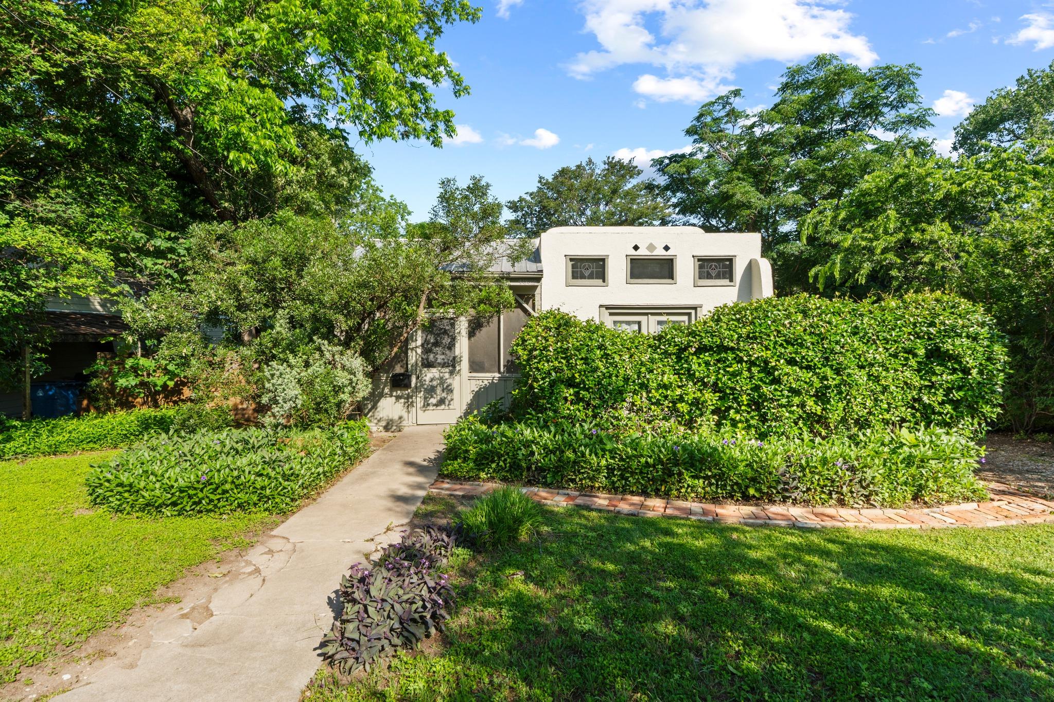 4802 Rowena Ave, Austin, TX 78751