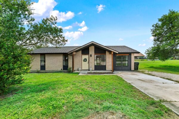 308 River Hills Dr, San Marcos