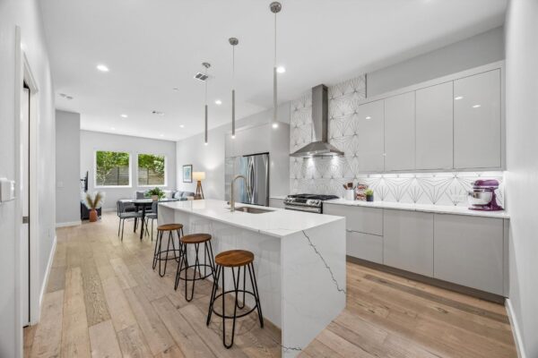 2108 Tillery St #9, Austin