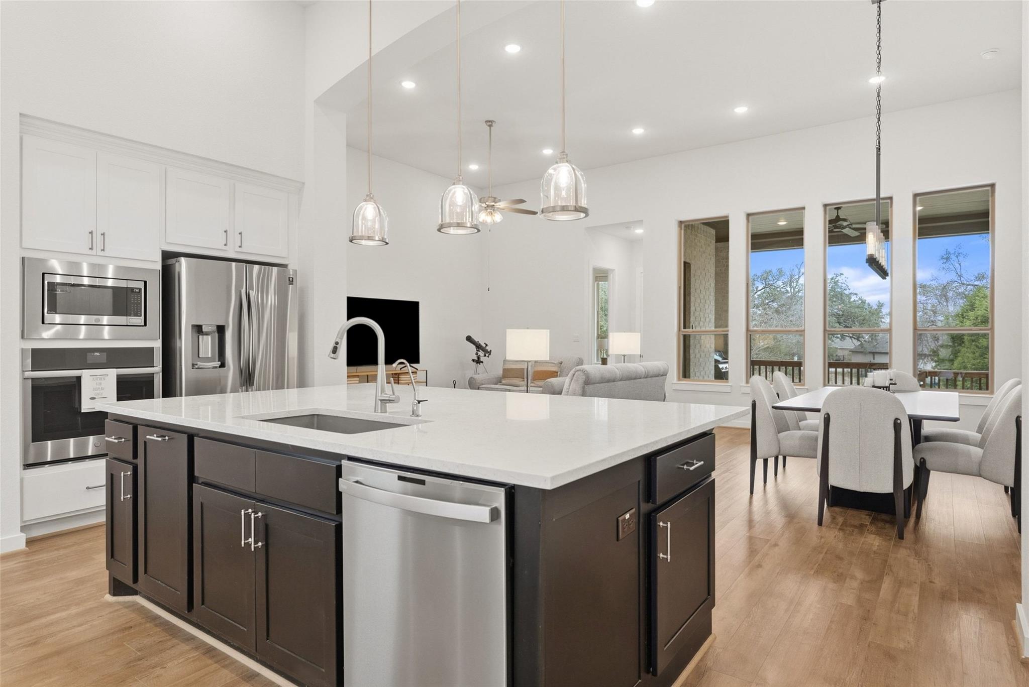 503 Painted Creek Way, Kyle