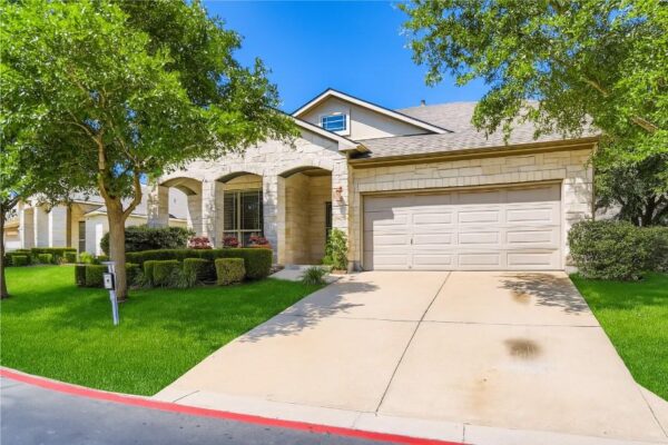 65 White Magnolia Cir #55, Lakeway