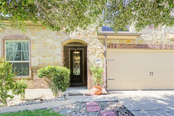 2749 Santa Ana Ln, Round Rock