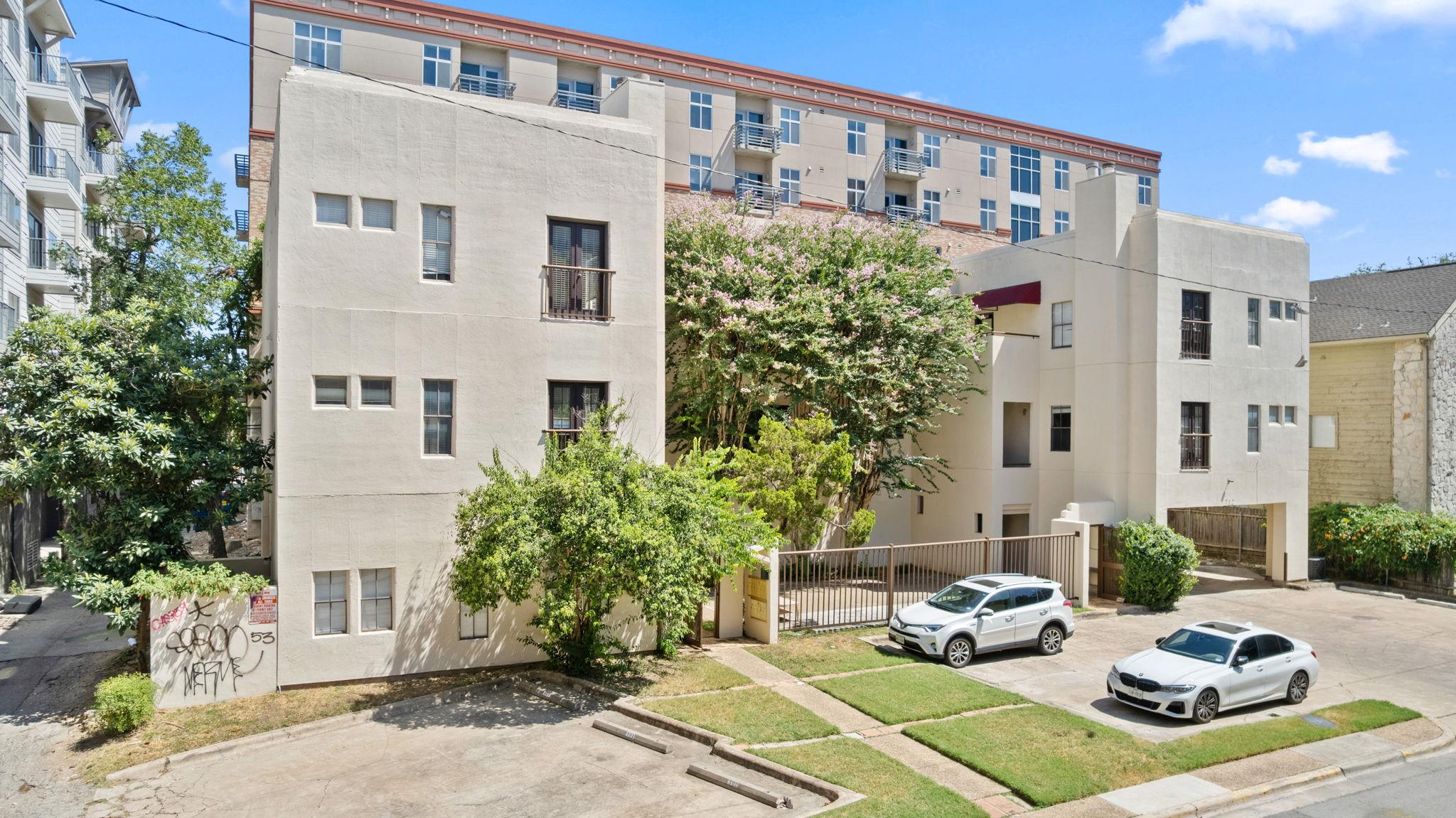 712 Graham Pl #203, Austin, TX 78705