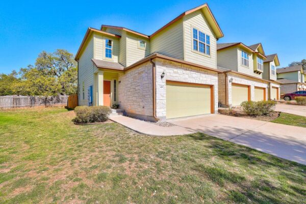 2410 Great Oaks Dr #401, Round Rock