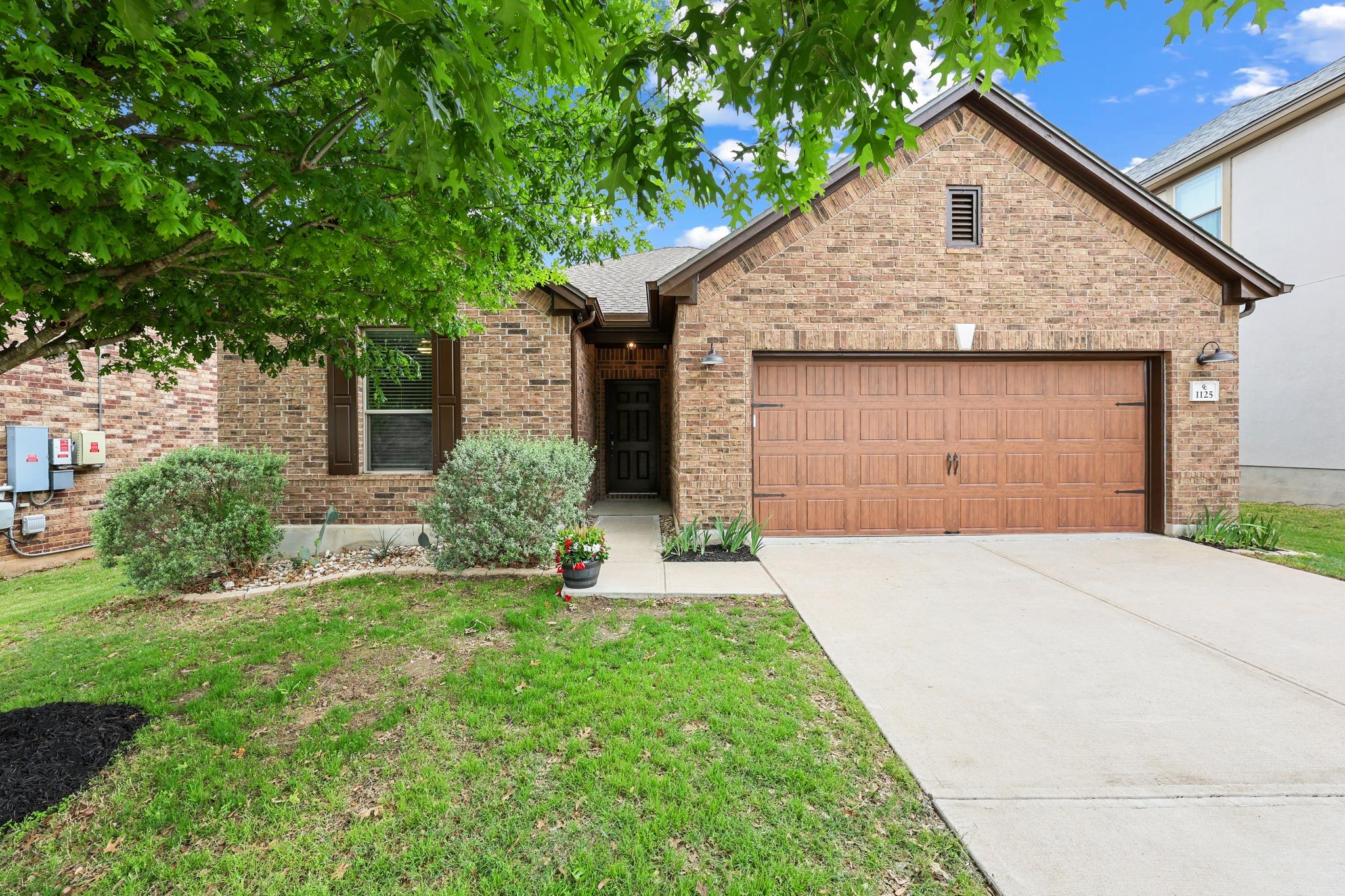 1125 Yellow Iris Rd, Leander