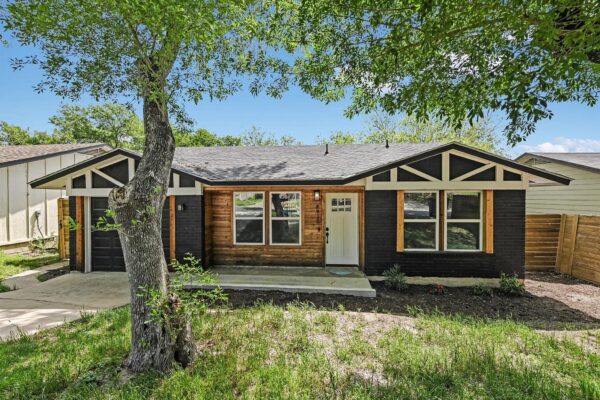 6913 Shannon Dr, Austin