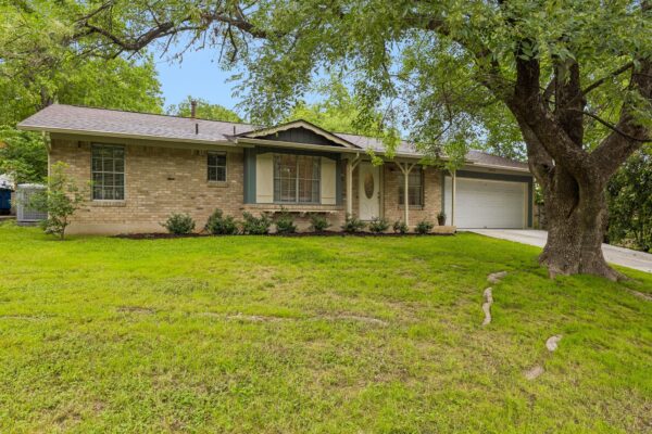6902 Notre Dame Dr, Austin