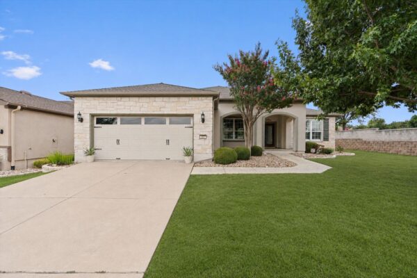 102 Emory Peak Trl, Georgetown