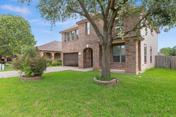 1635 Bayland St, Round Rock