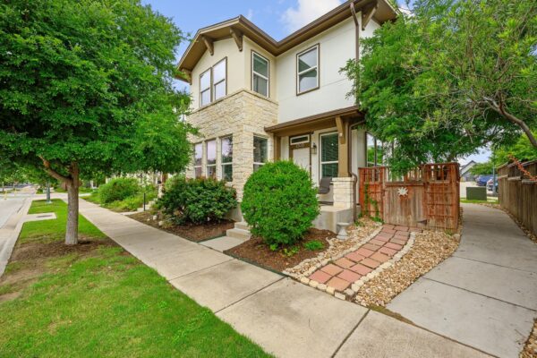 2506 Zach Scott St, Austin
