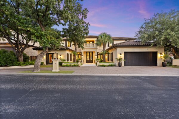 415 Lighthouse Dr, Horseshoe Bay