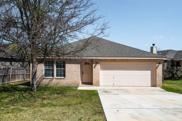 1225 Hilltop Dr, San Marcos