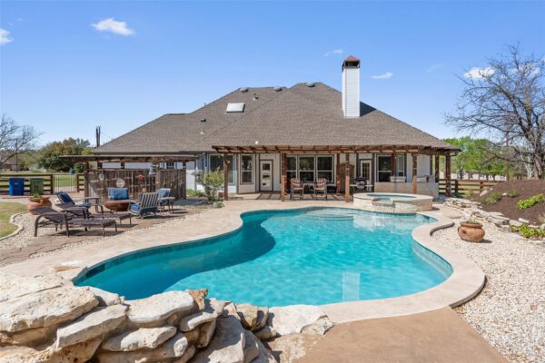 200 Four T Ranch Rd, Georgetown