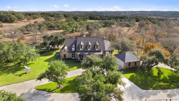 751 Prochnow Rd, Dripping Springs