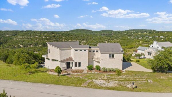 360 Stacey Ann Cv, Dripping Springs