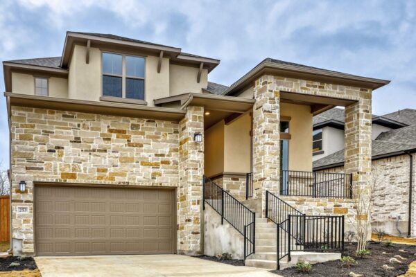 253 Prickly Poppy Loop, Kyle
