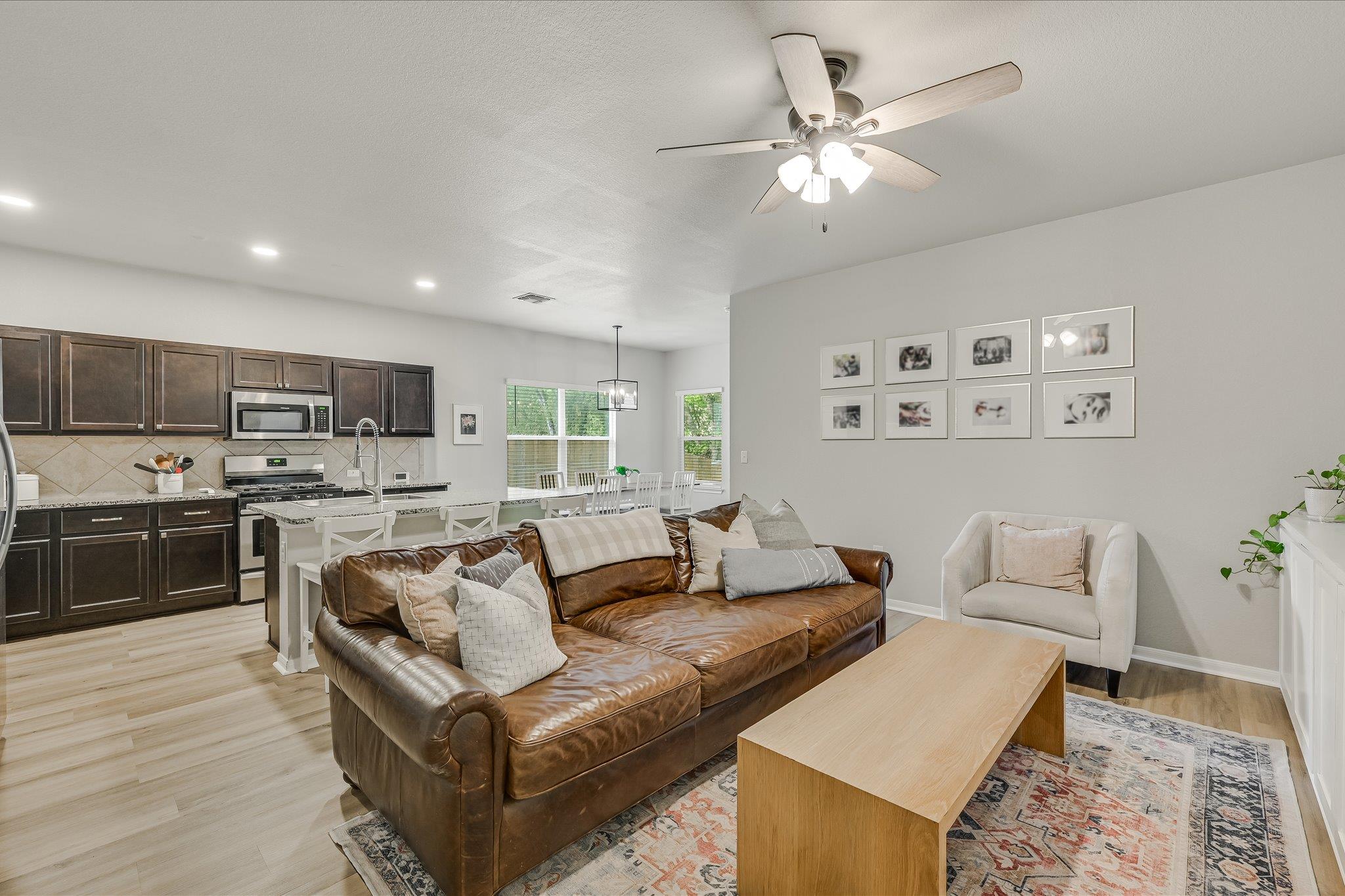 115 Cibolo Creek Dr, Kyle, TX 78640