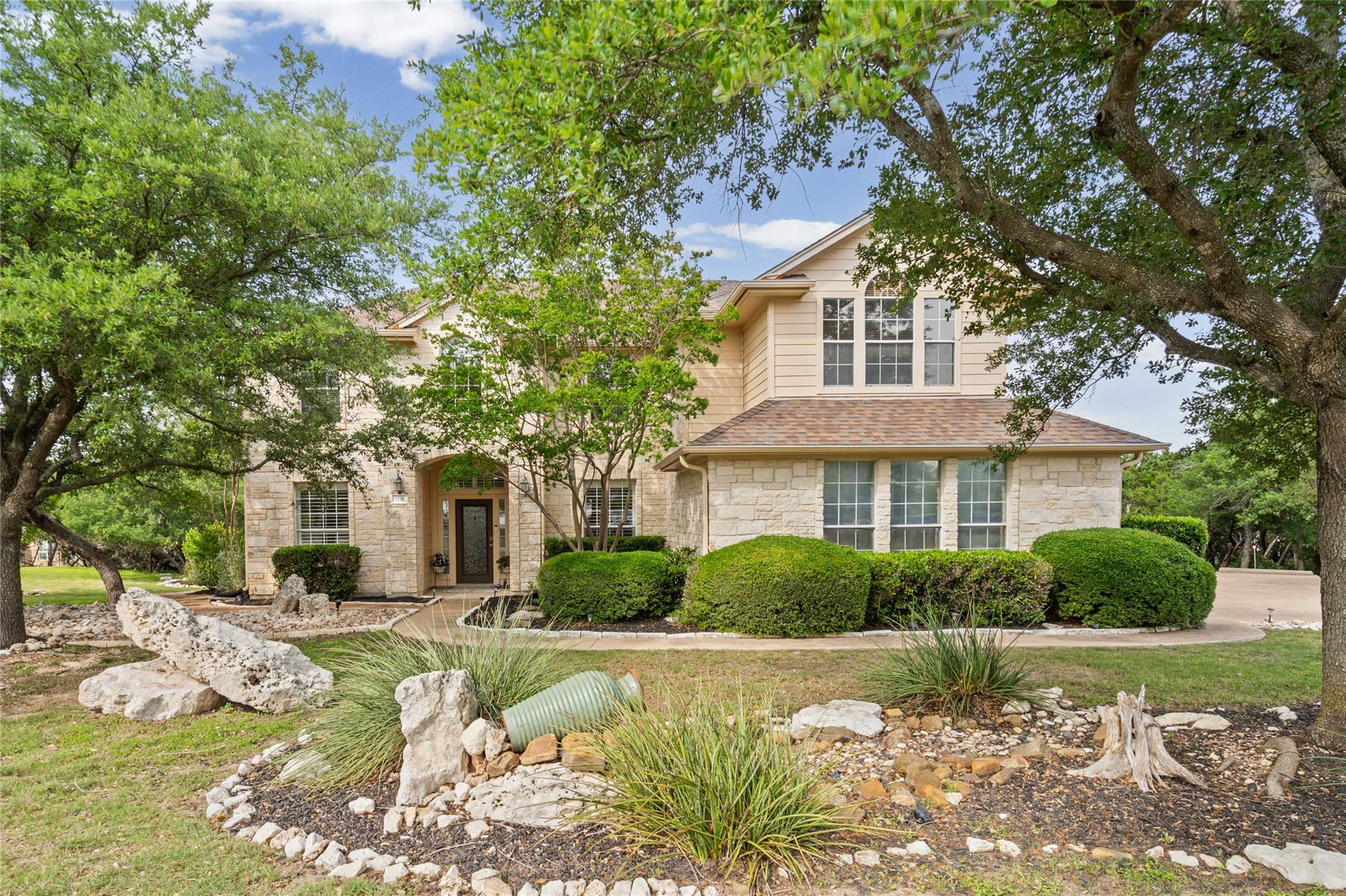 1710 Mira Vis, Leander