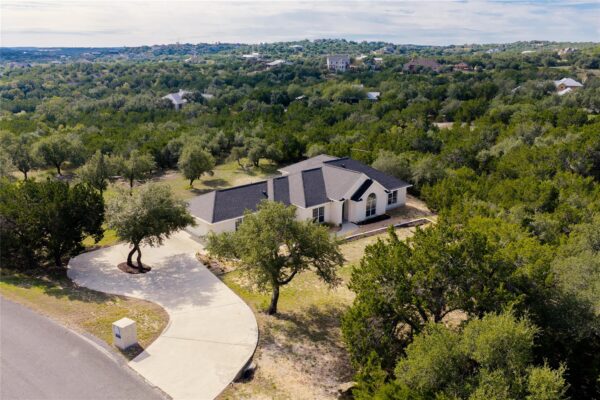 18129 Compass Cir, Dripping Springs