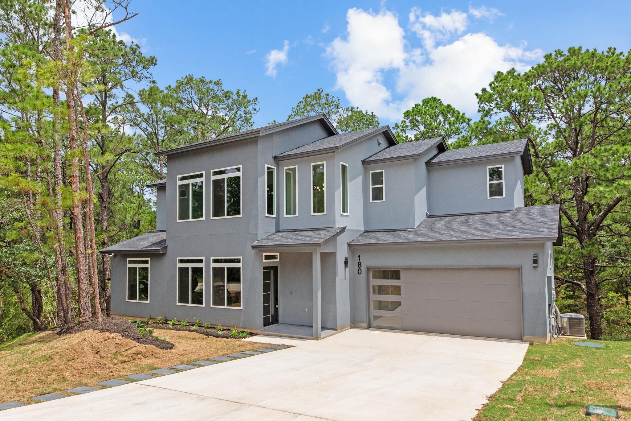180 Kaanapali Ln, Bastrop, TX 78602