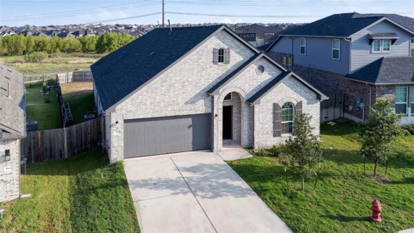 574 Sugar Cane Rd, Buda