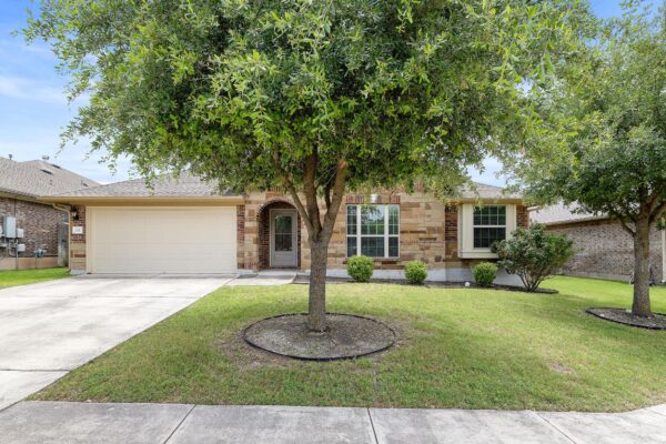 221 Loch Lomond St, Hutto