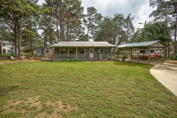 121 Pony Grass Ln, Bastrop