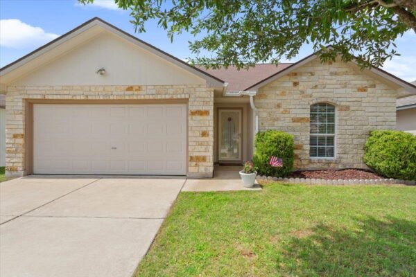237 Moonstone Dr, Jarrell