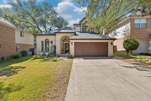 2211 Spring Hollow Path, Round Rock