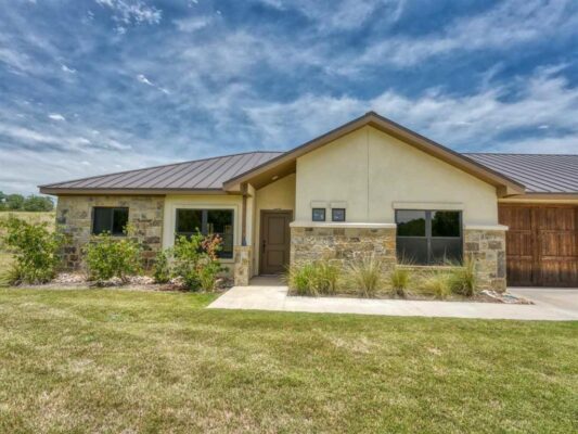 127 Uplift None, Horseshoe Bay