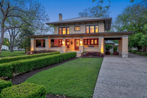 1242 S Austin Ave, Georgetown