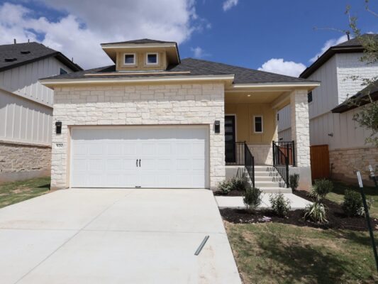 570 Darley Oak Dr, Dripping Springs