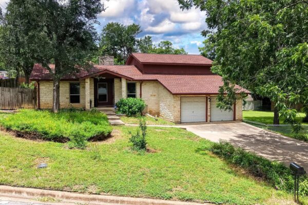 300 Pecan Ln, Round Rock