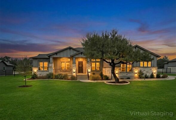 805 Gipper Ln, Leander