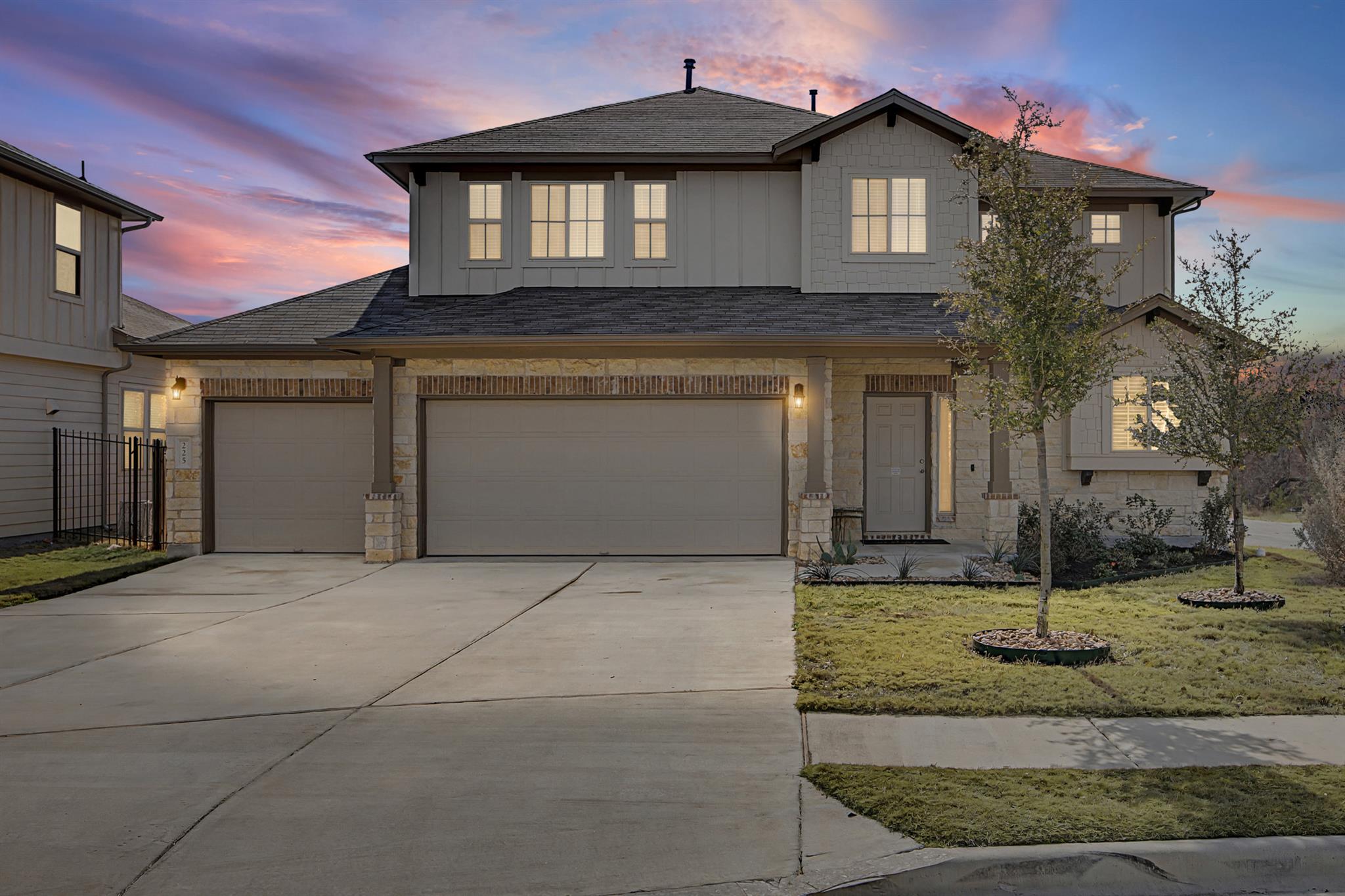 225 Manassas Dr, Leander