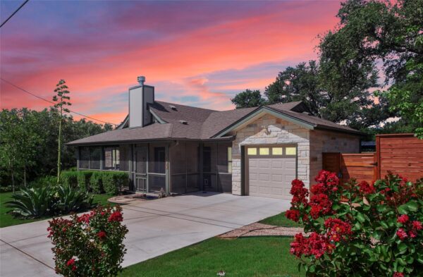 10500 W Lakeview Dr, Jonestown