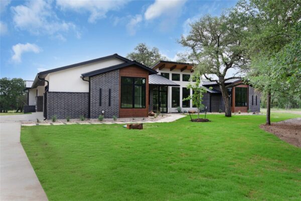 8341 Brewer Ln, Salado