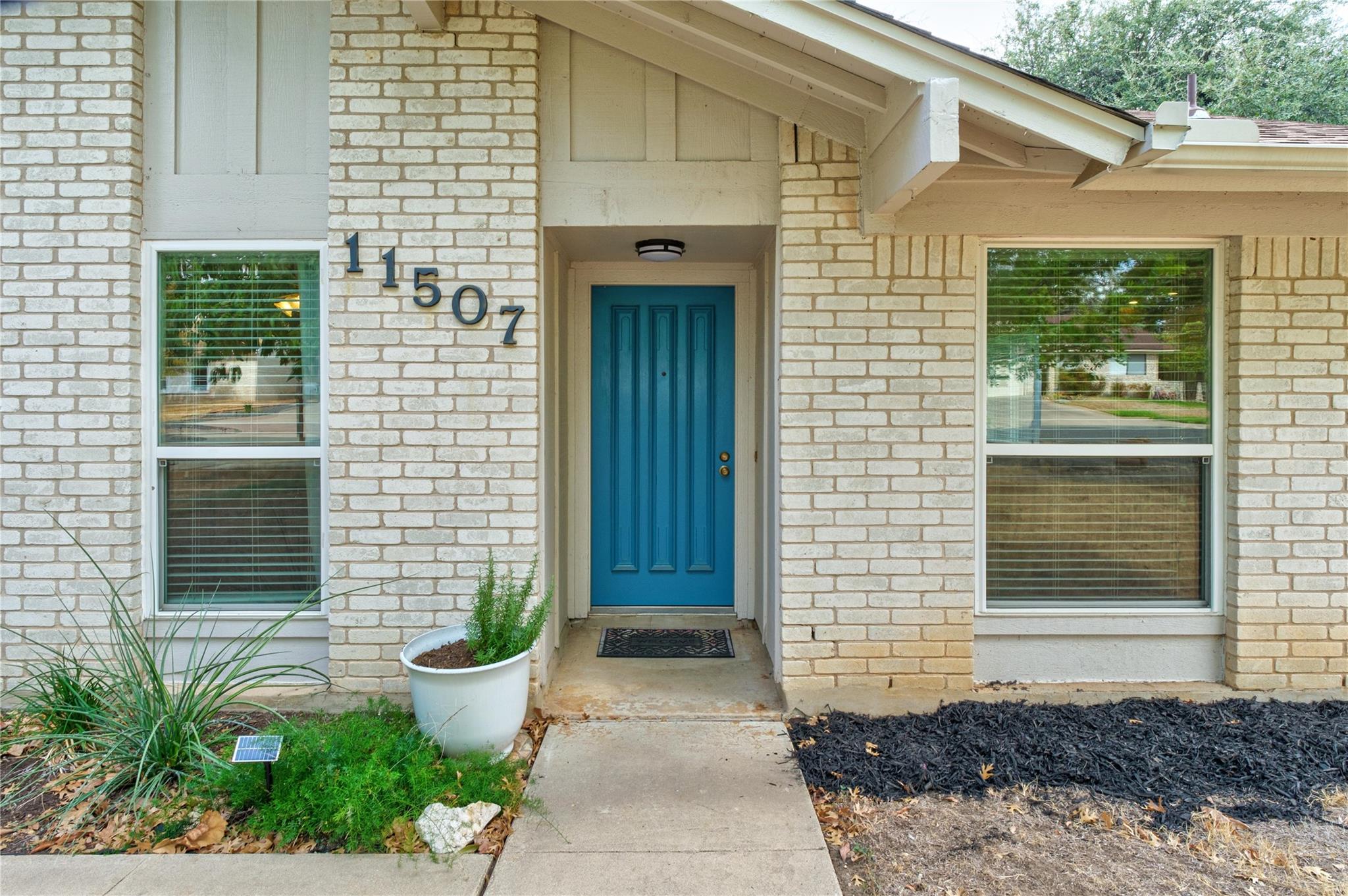 11507 Pyreneese Dr, Austin, TX 78759