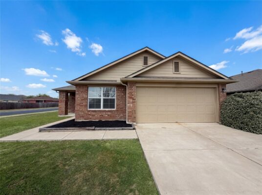 201 Camellia Dr, Hutto